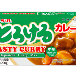 Curry Medio Picante S&B 200 g