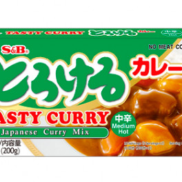 Curry Medio Picante S&B 200 g Curry Medio Picante S&B 200 g