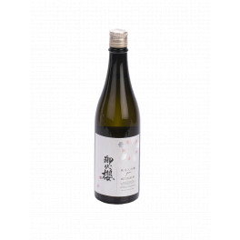 Sake Miyozakura Flower 720 ml