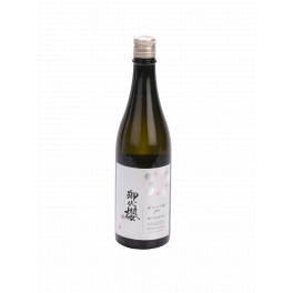 Sake Miyozakura Flower 720 ml