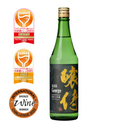 Sake Junnami Daiginjo Black George 720 ml Sake Junnami Daiginjo Black George 720 ml